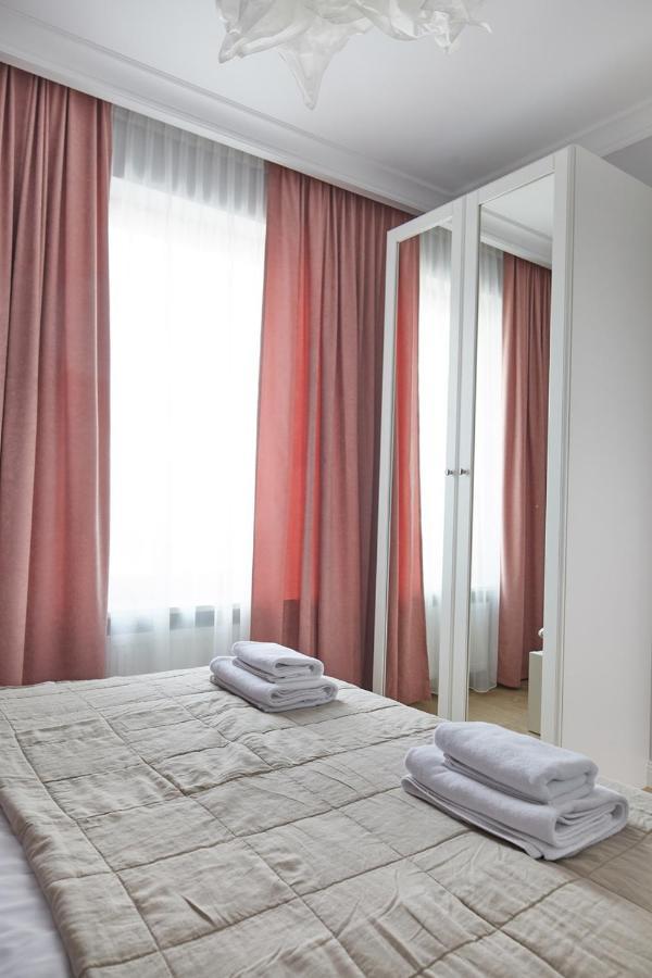 Metro Imielin Apartments Warschau Exterior foto
